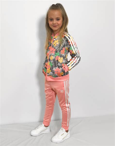 adidas tracksuit kids girl.